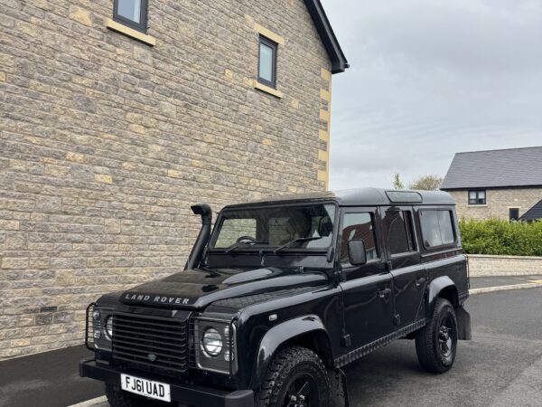 2011 Land Rover Defender 110 SW XS