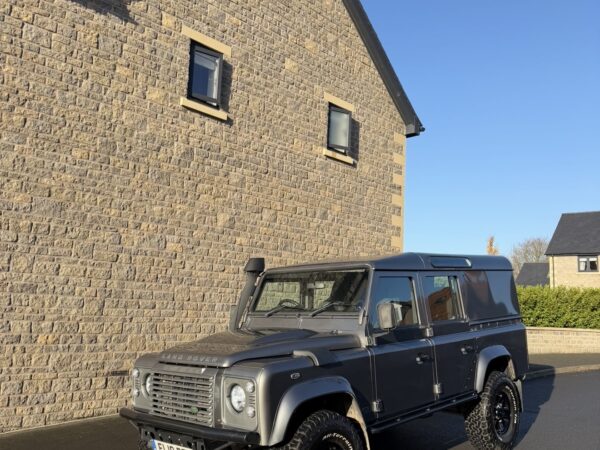 2010 Land Rover Defender 110 MAHKER
