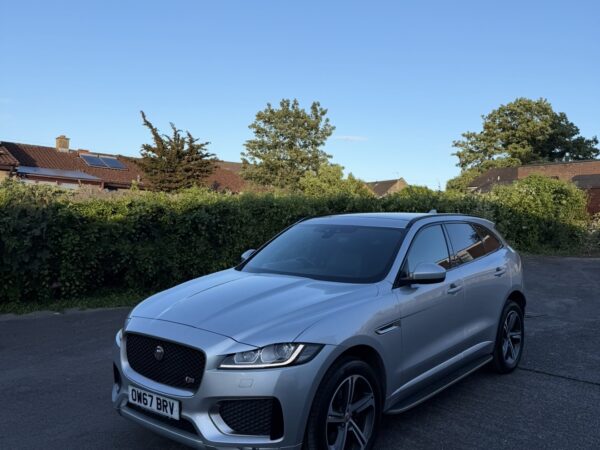 2018 Jaguar F-Pace V6 Sport
