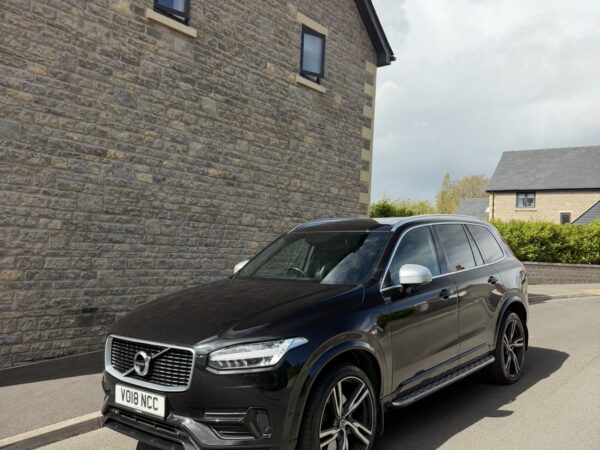 2018 Volvo XC90 T8 Pro