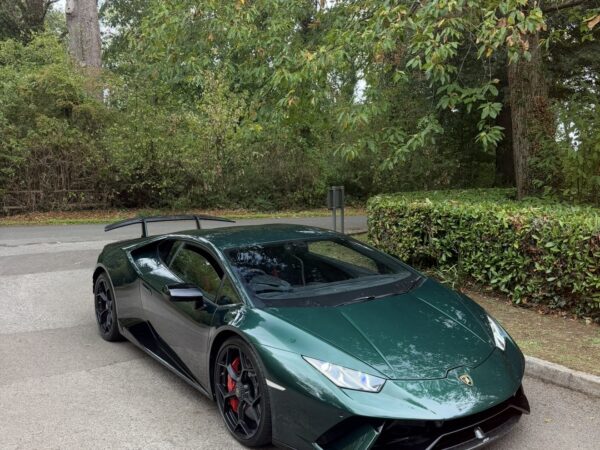 2017 Lamborghini Huracan Performante